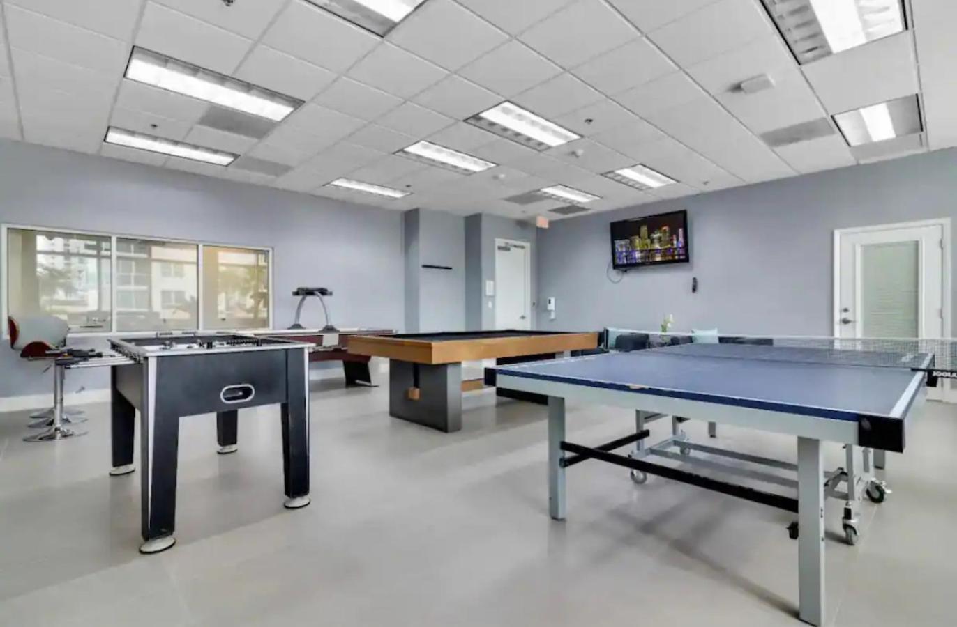 Modern Highrise 1br Brickell/freeparking *